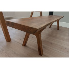 Kuku wood bench