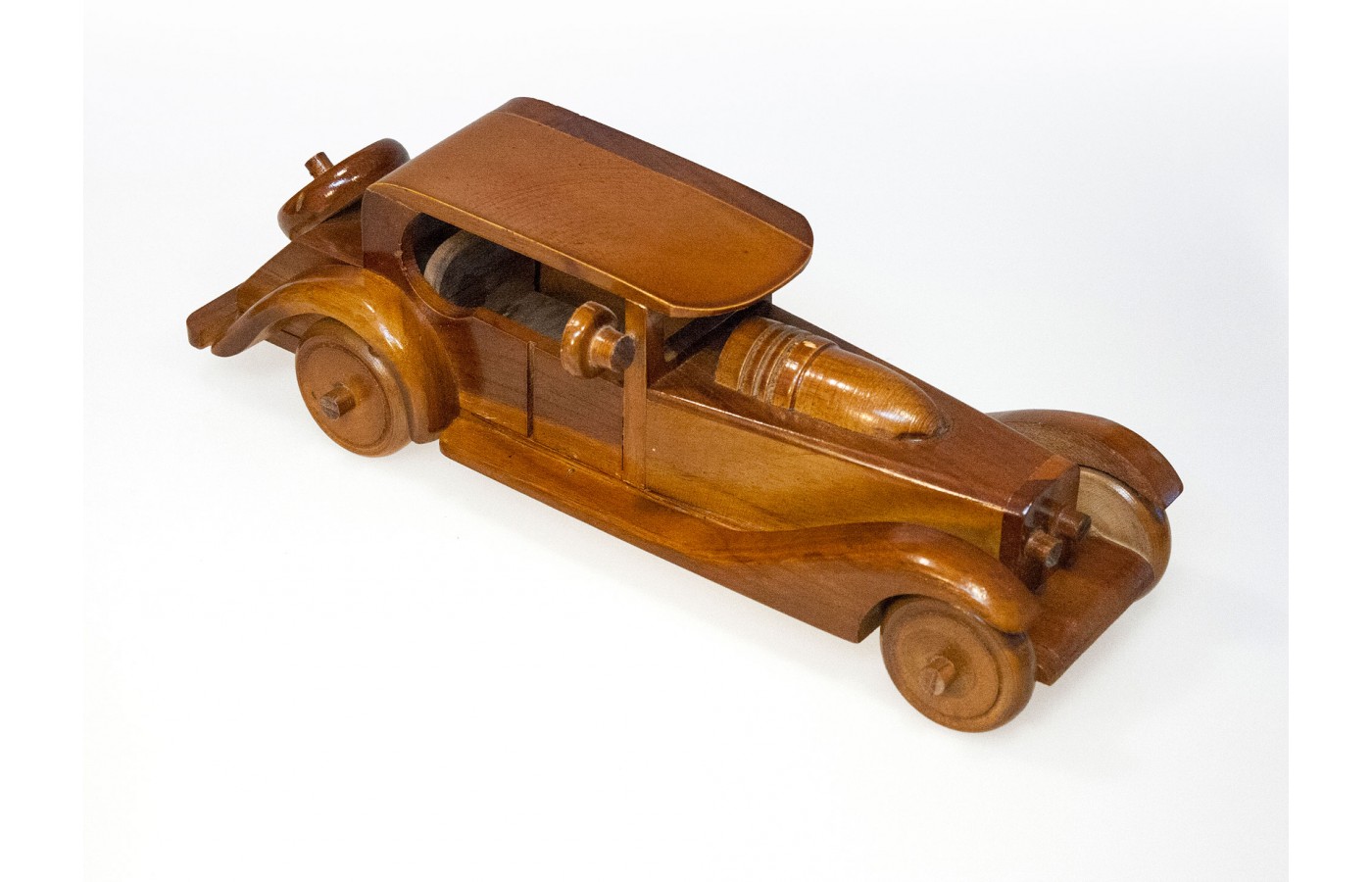 Car - teak wood carving