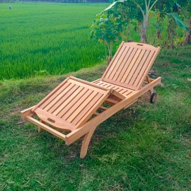 Deck sun lounger with double regulation, teak