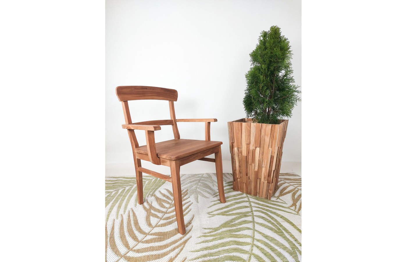 Rustic chair with armrest, Teak wood