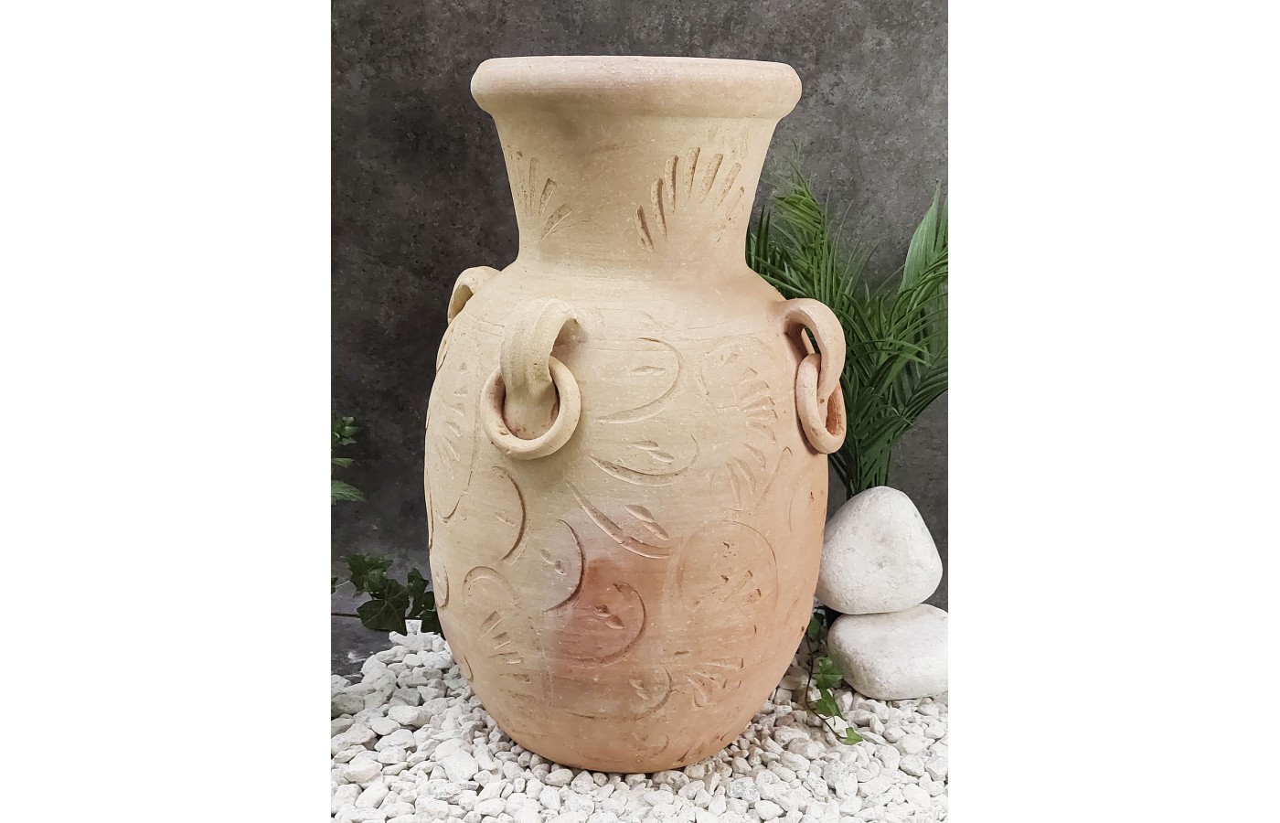 Biscuit vase with traditional Tunisian handles with rings