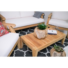 Palu - a teak wood set of garden furniture