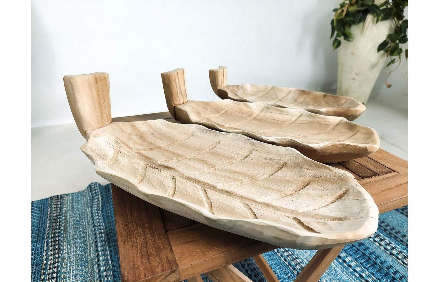 Set of 3 trays - Banana leaves