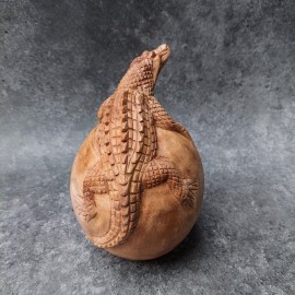 Paperweight - Alligator - Bali sculpture, 20 cm