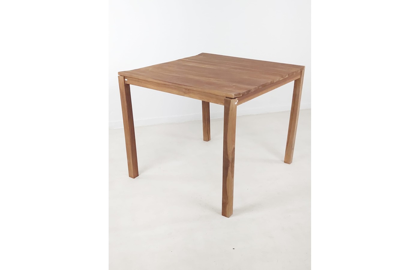 OUTLET Square garden table 90X90