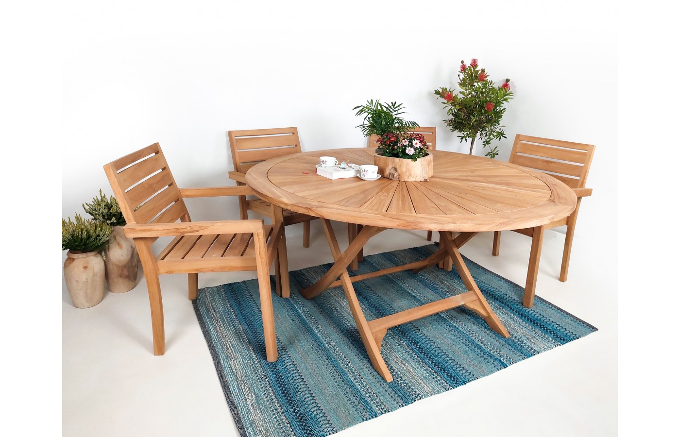 OUTLET Large round garden table Matahari 150 cm, teak